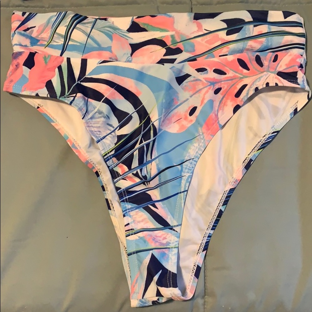 Bathing Suit - Picture 2 of 3